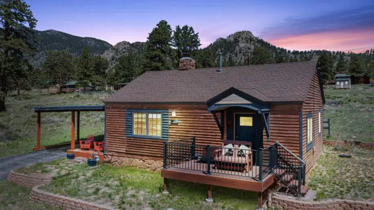The Best Log Cabin Wonderland Near Rocky Mountain National Park