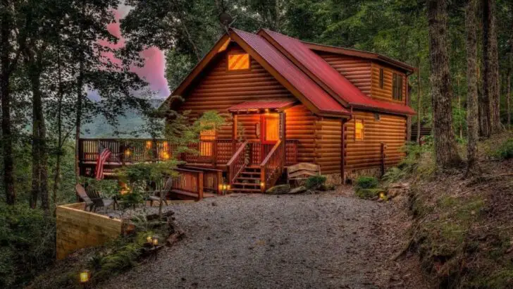 Beautiful Log Cabin A Cozy Escape In Blue Ridge, Georgia