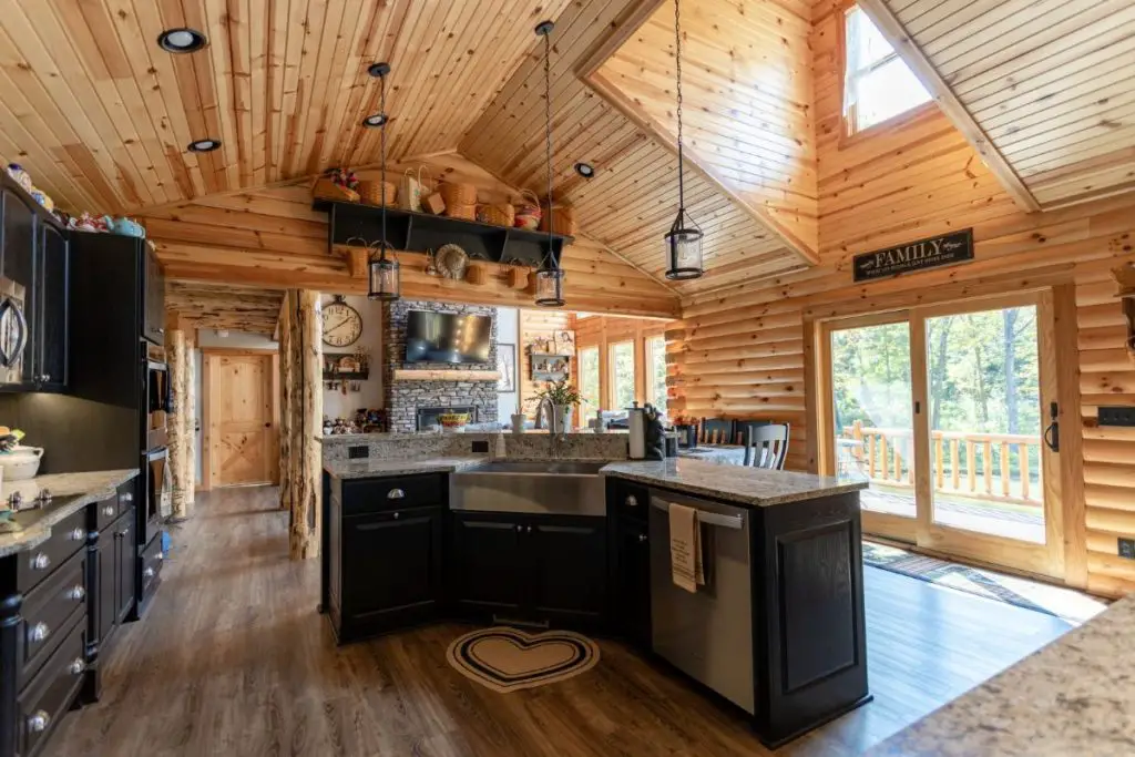 Unique log cabin