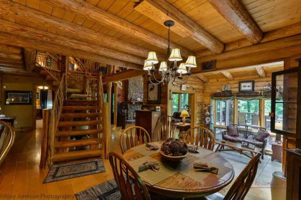 Magic log cabin