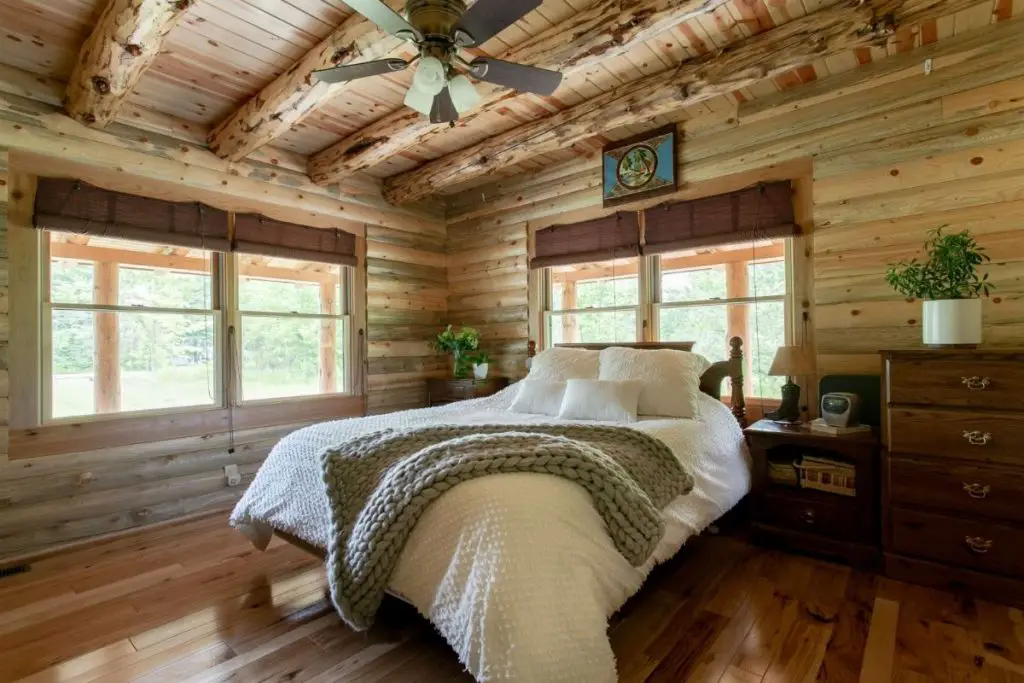  Fantastic log cabin