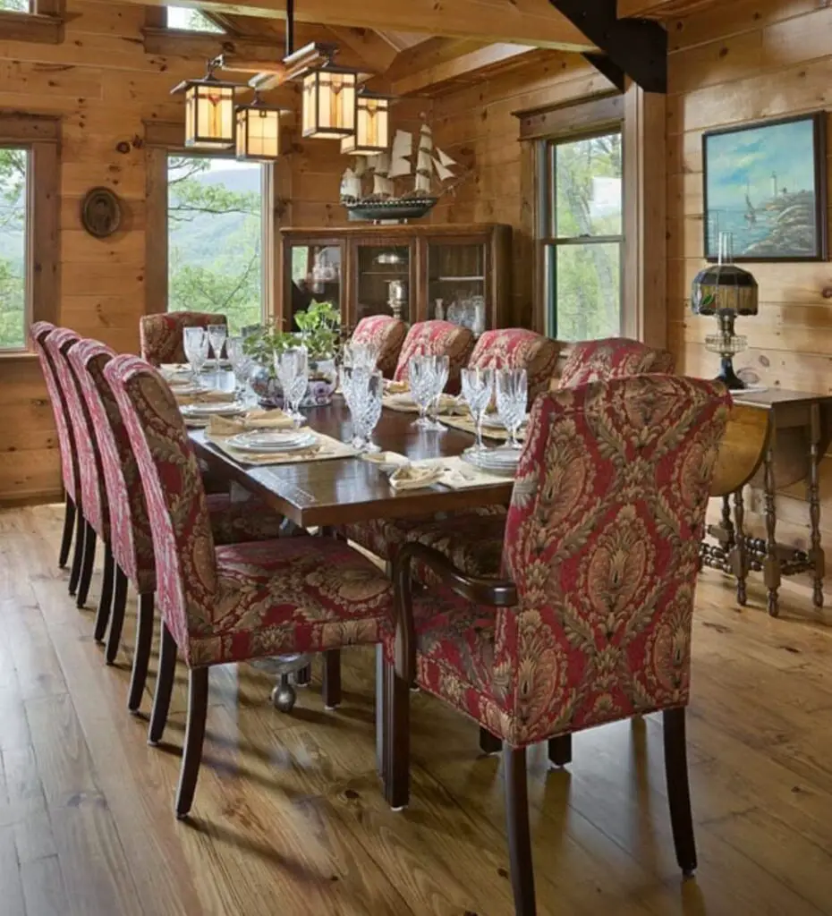 Gorgeous log cabin