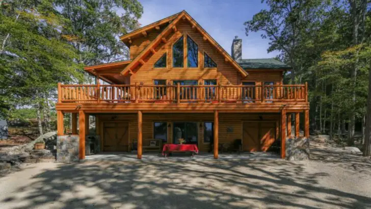 The Best Log Cabin With Stunning Views And Superb Amenities