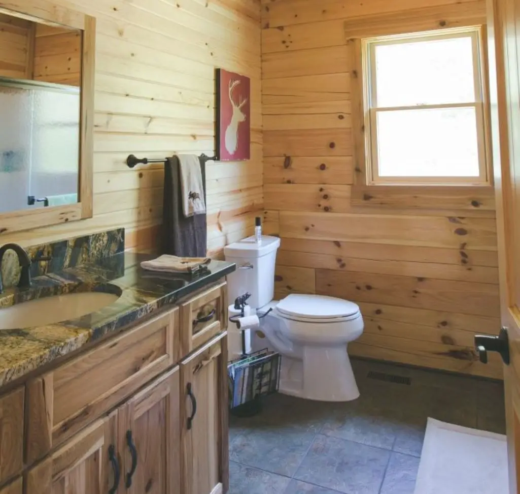 Cozy log cabin