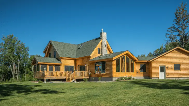 Amazing Log Cabin That Has Modern Conveniences And Charming