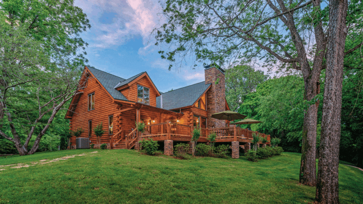 The Best Log Cabin with Modern Design And Incredible