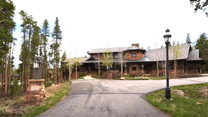 Inside A $15,000,000 Colorado Mountain Estate With Private Ski Access