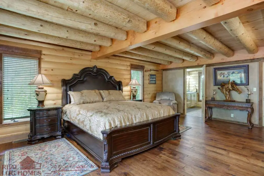 Great log cabin