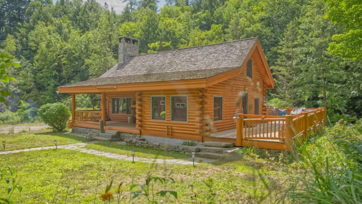 Create Lasting Memories In A Log Cabin Surrounded By Stunning Natural Beauty