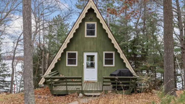 Modern A-Frame Cabin Rustic Charm With A Touch Of Luxury