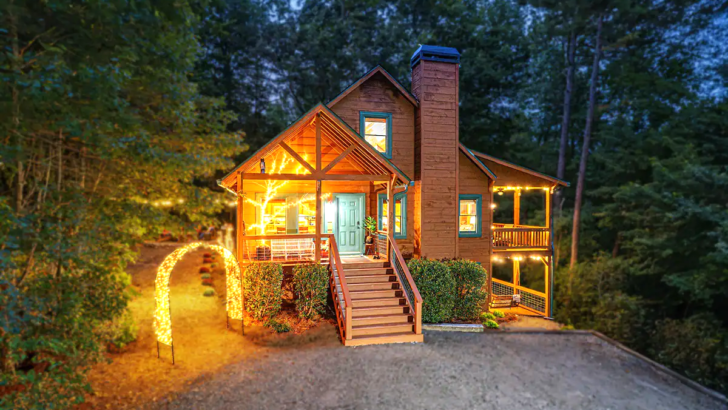 Cozy Nights And Starry Skies Await At This Charming Log Cabin Nestled In The Woods