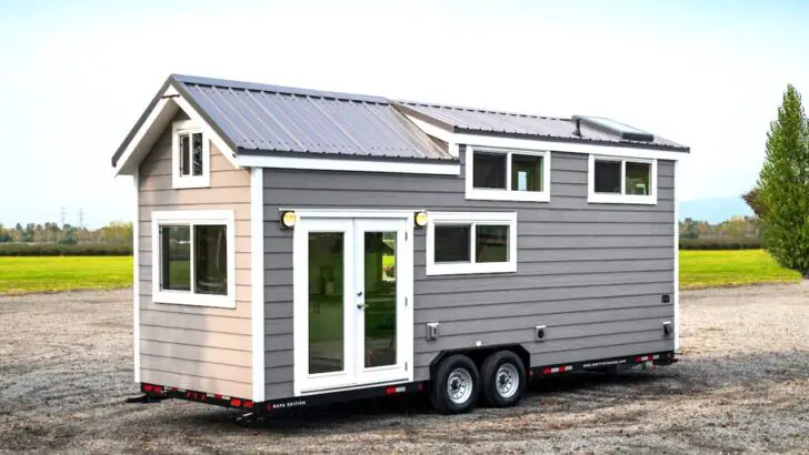 Portable Wonderful Tiny House With Amazing Design