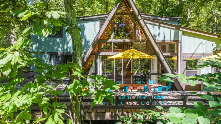 Create Unforgettable Memories In This Spacious A-Frame Cabin