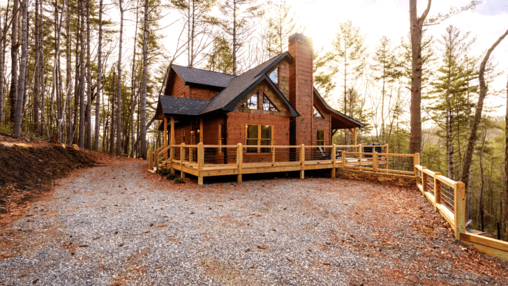 Beautiful Design And An Amazing Log Cabin For Couples To Enjoy