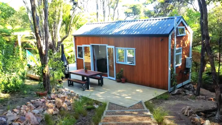 Architect And Designer Couple Create Spectacular Tiny House