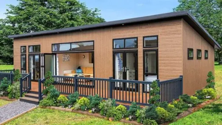 Gorgeous Contemporary And Luxury Small Tiny House