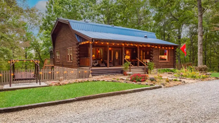 Luxury Log Cabin Retreat Near Nashville Tennessee