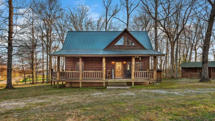 Fantastic Log Cabin Angel Falls Retreat For Nature Lovers And Riders!