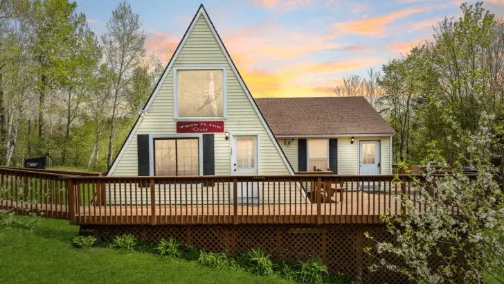 Gorgeous A-Frame Cabin With Breathtaking Views And Enchanting