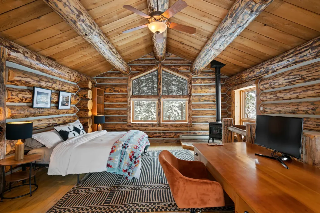 Stunning Log Cabin