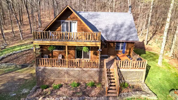 Exclusive Lakefront Log Cabin Featuring Magnificent View And Magical