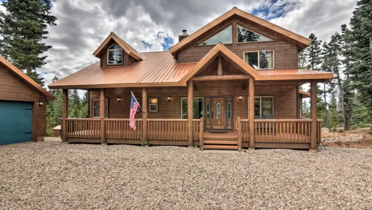 Discover Serenity In This Adorable Log Cabin And Breathtaking View