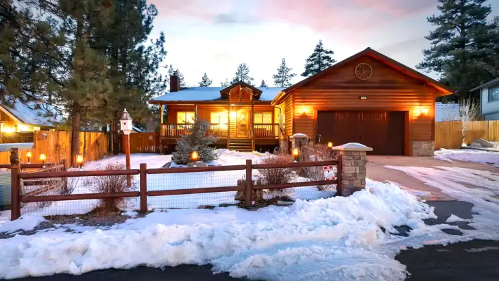 Amazing Log Cabin With Enjoy Beautiful Mountain Views And Magical