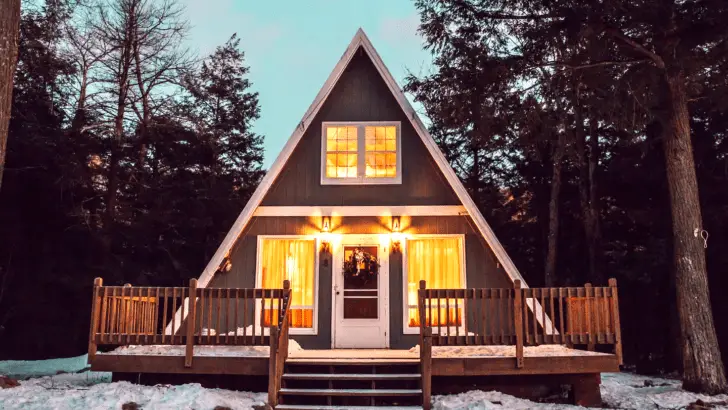 Beautiful A-Frame Cabin Mountain Retreat Near Manchester