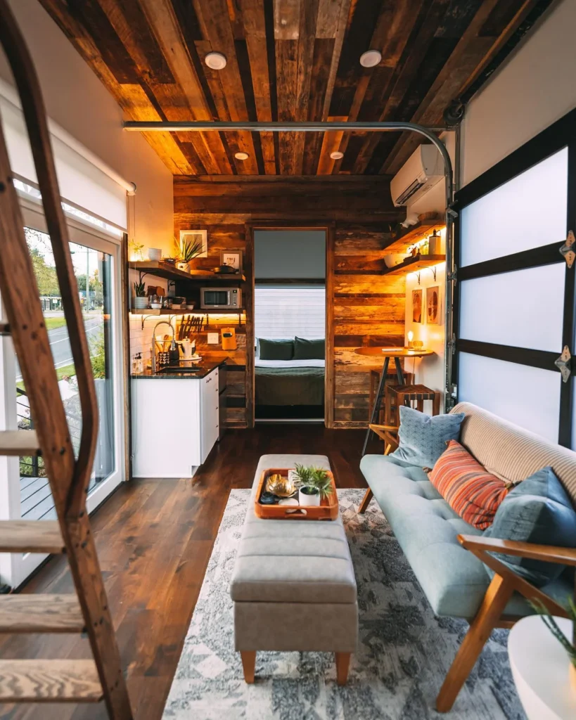 33 Tiny House Interior Design Ideas for Creating a Warm Rustic Retreat