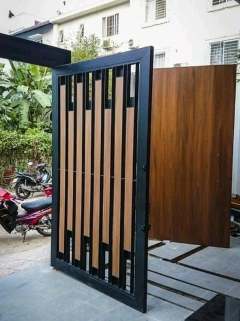 DIY modern privacy screen at home entrance.