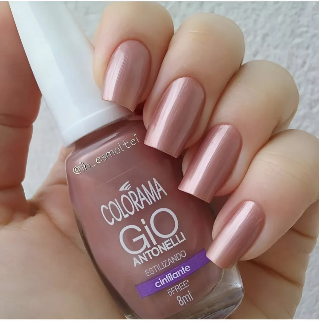 Elegant shimmering mauve nail polish - elegant nail designs