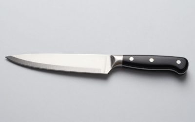 Best Kitchen Steak Knives for Clean, Easy Slicing